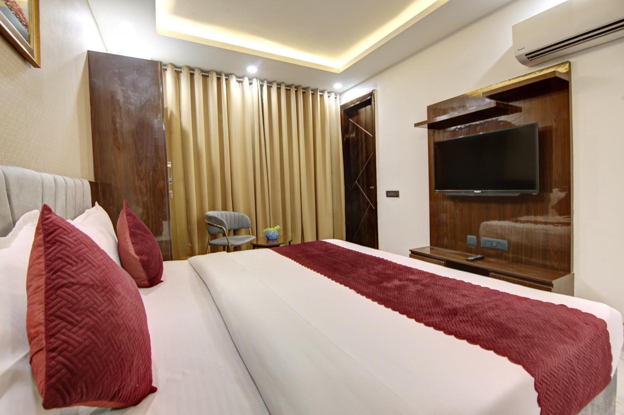 Limewood Stay - Millennium Huda City Center Gurgaon Zewnętrze zdjęcie