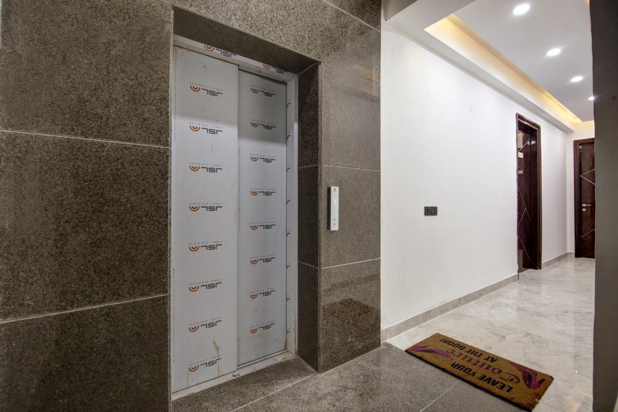 Limewood Stay - Millennium Huda City Center Gurgaon Zewnętrze zdjęcie