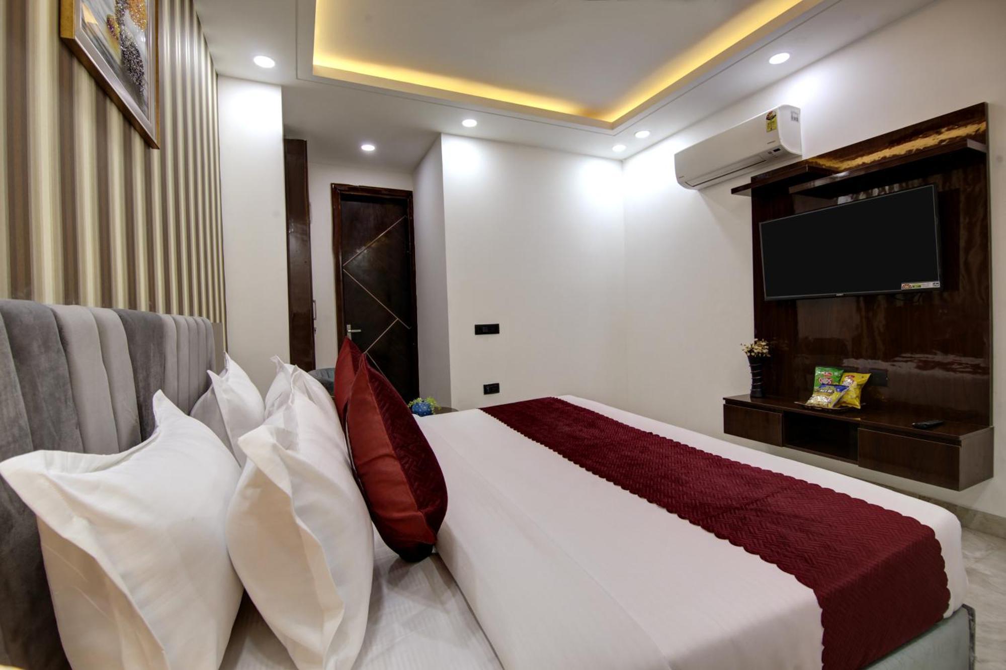 Limewood Stay - Millennium Huda City Center Gurgaon Zewnętrze zdjęcie