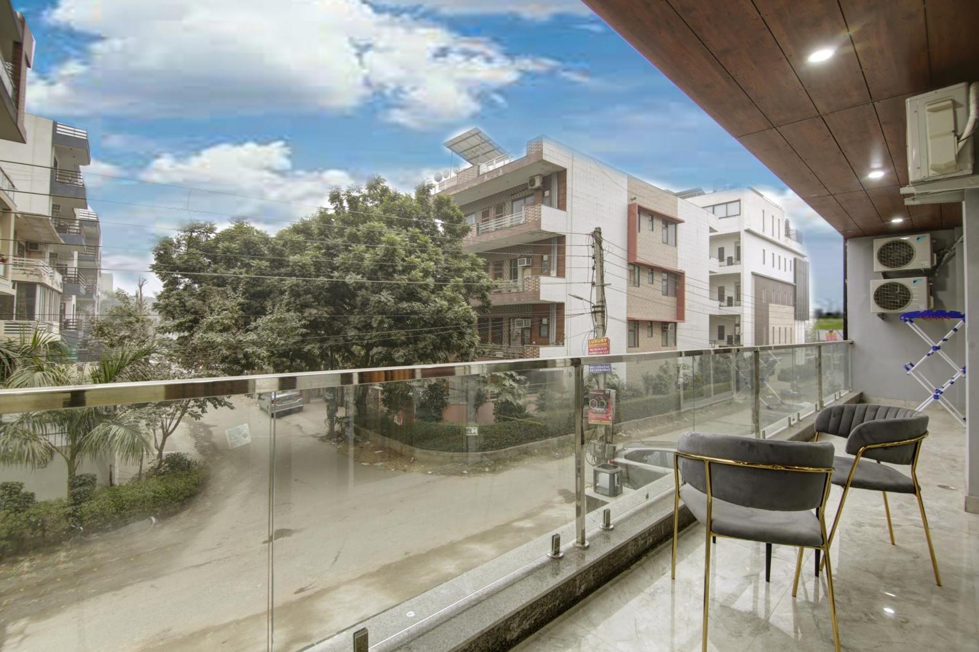 Limewood Stay - Millennium Huda City Center Gurgaon Zewnętrze zdjęcie