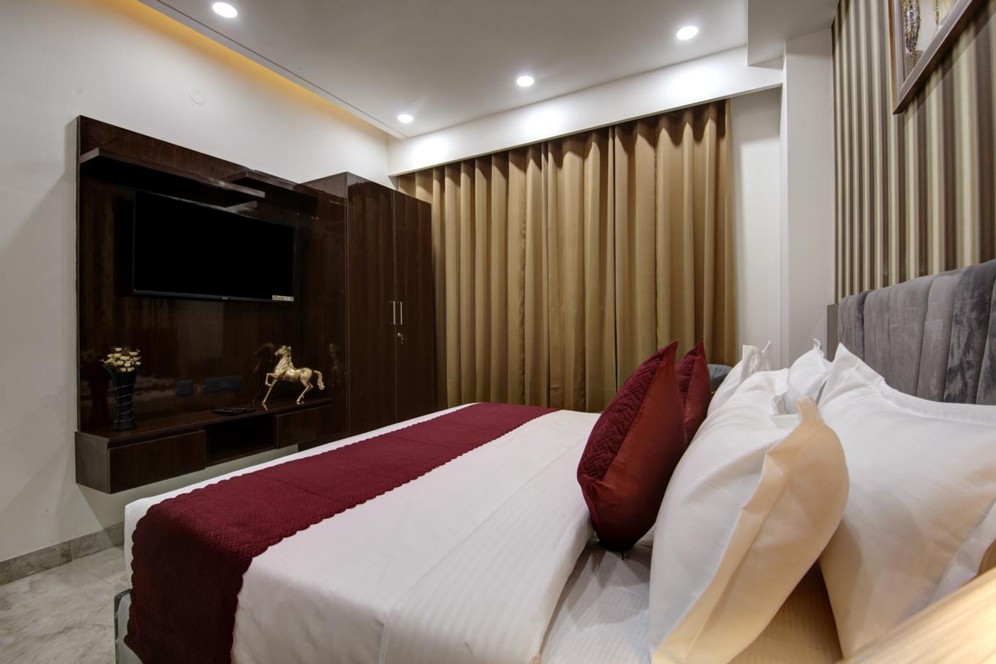 Limewood Stay - Millennium Huda City Center Gurgaon Zewnętrze zdjęcie