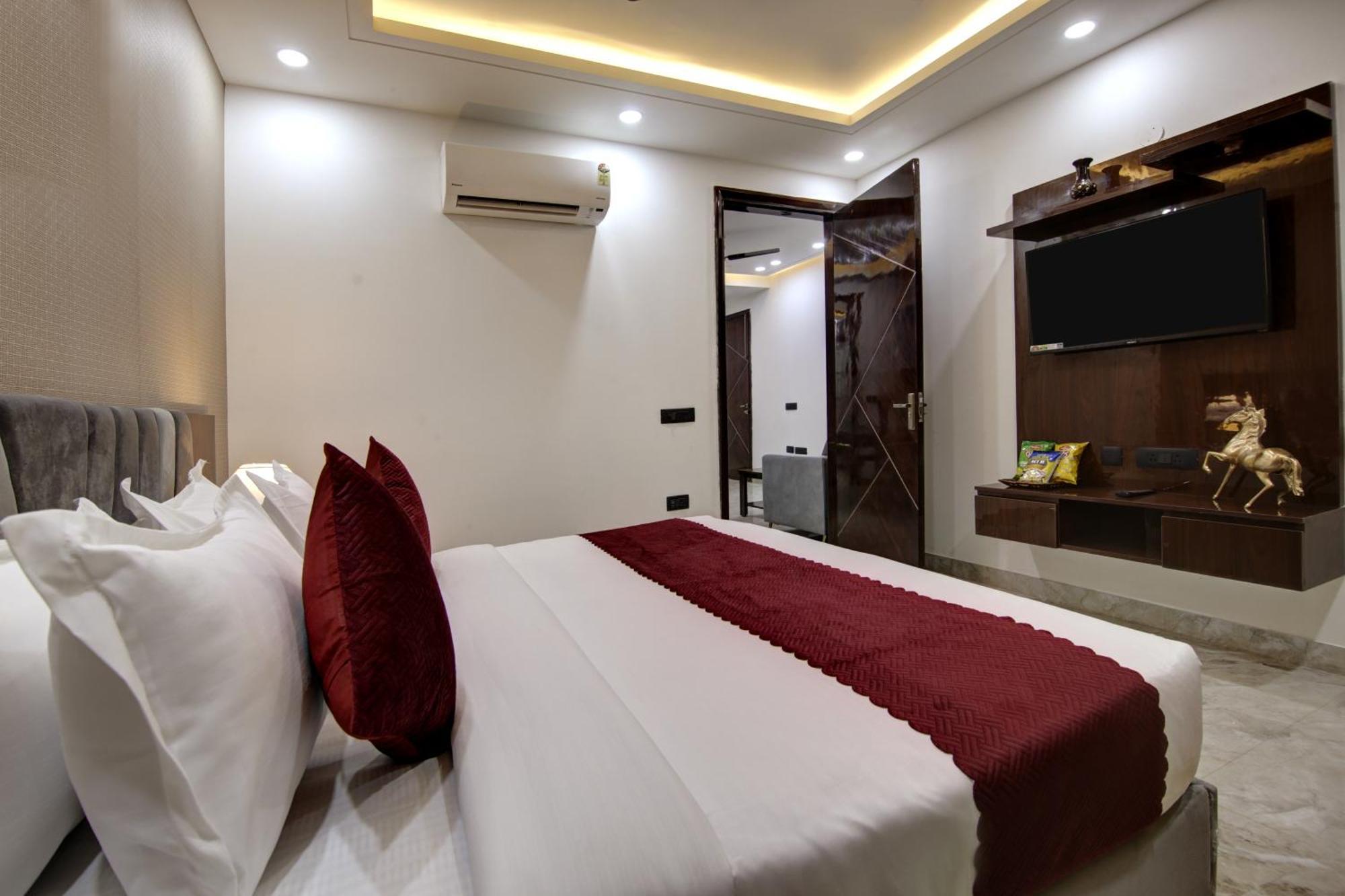 Limewood Stay - Millennium Huda City Center Gurgaon Zewnętrze zdjęcie