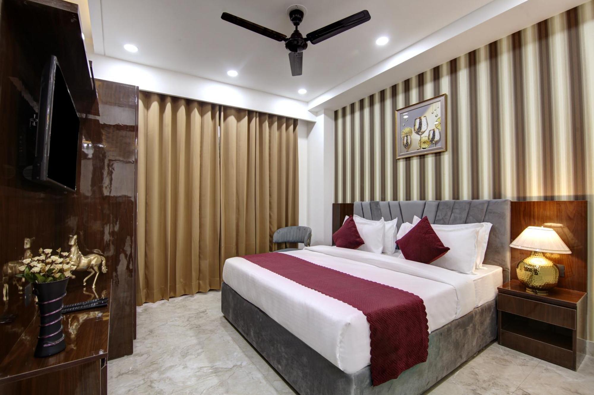 Limewood Stay - Millennium Huda City Center Gurgaon Zewnętrze zdjęcie
